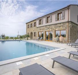 5 bedroom villa with heated pool near Momjan, Istria, sleep 12